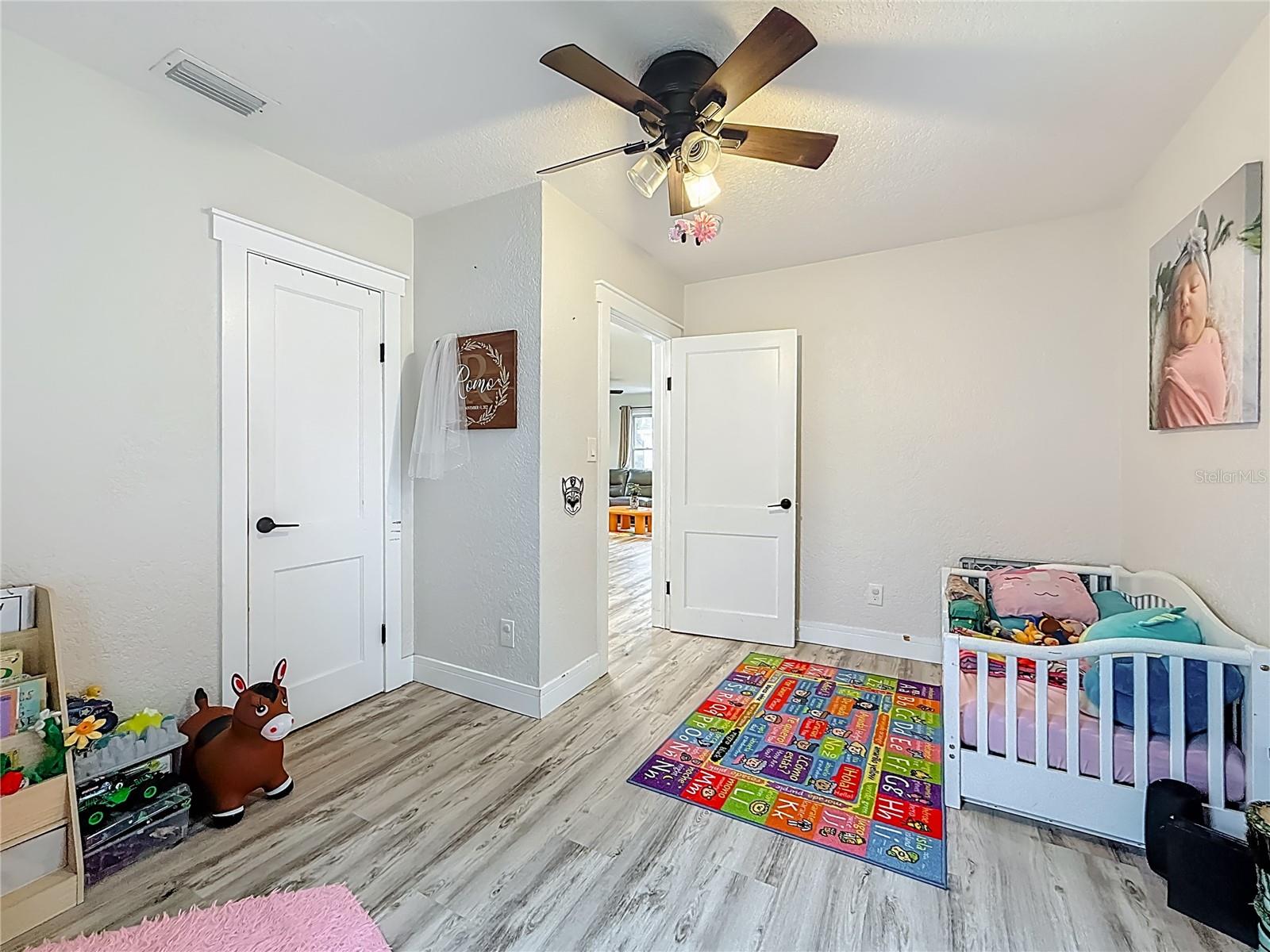 520 ROANOKE ST — photo 20