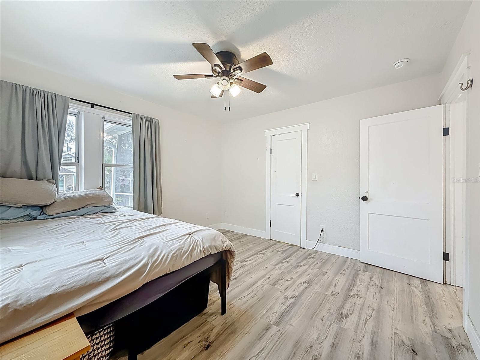 520 ROANOKE ST — photo 23