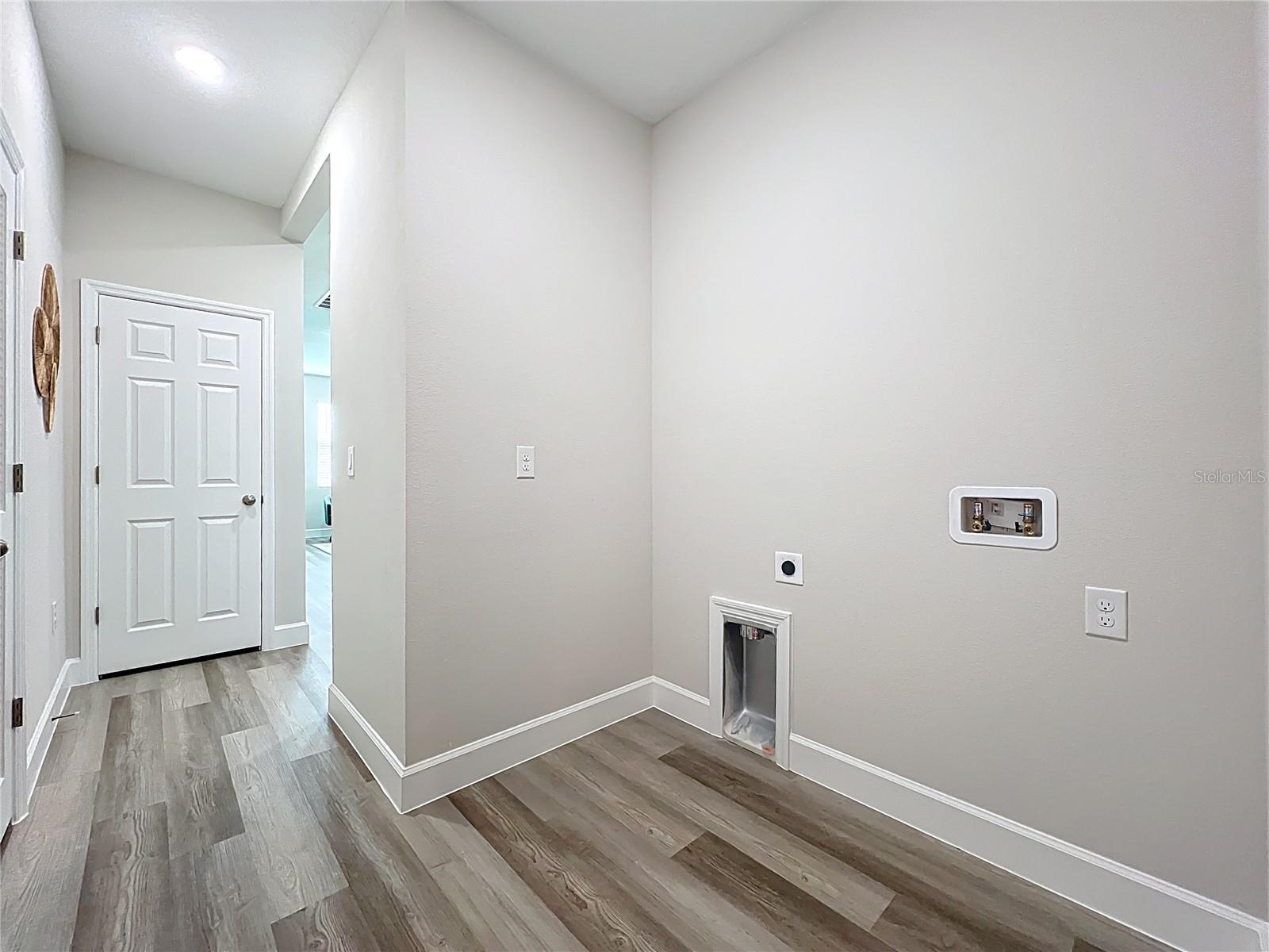 2624 ATWATER DR — photo 84