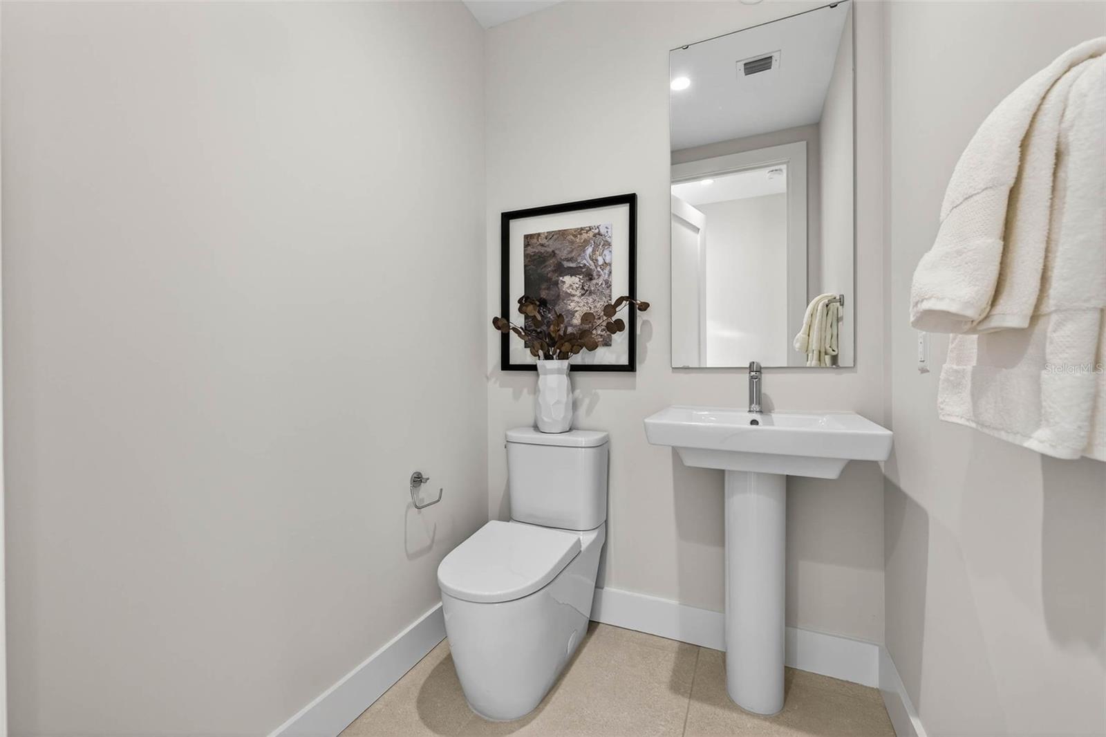 275 1ST AVE S #2706 — photo 29