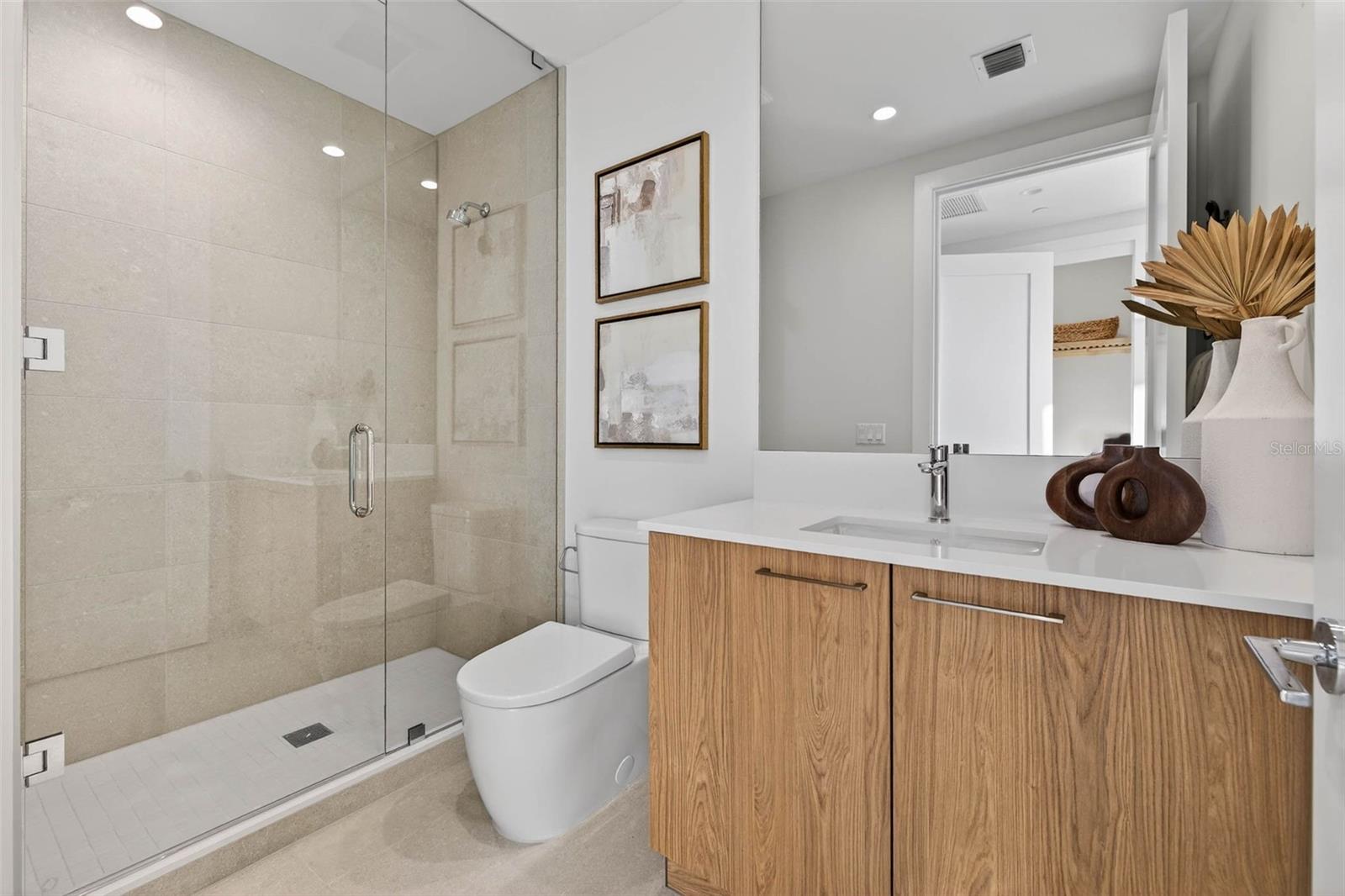 275 1ST AVE S #2706 — photo 24