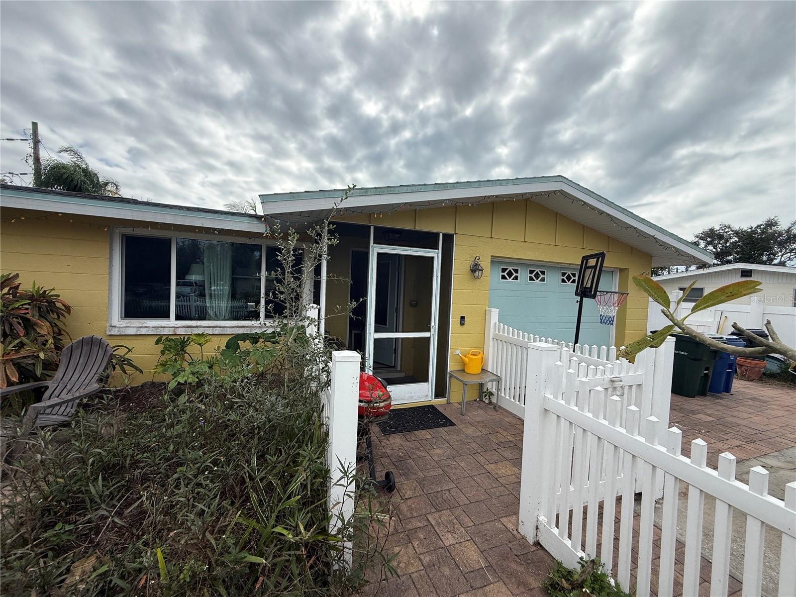 644 TANAGER RD — photo 2