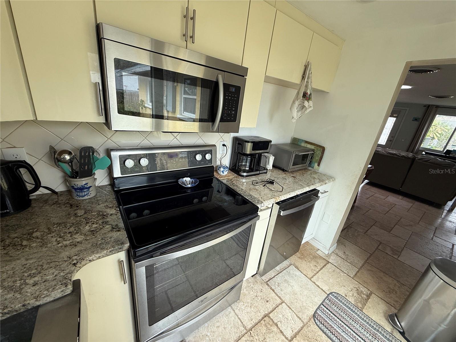 644 TANAGER RD — photo 5