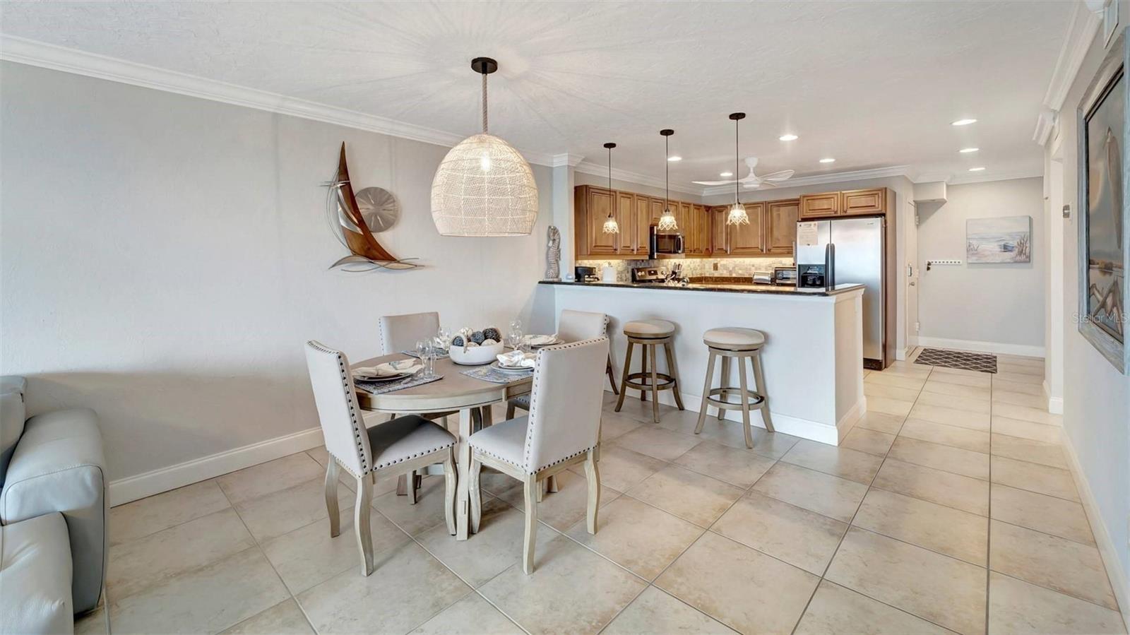1125 W PEPPERTREE DR #705 — photo 8