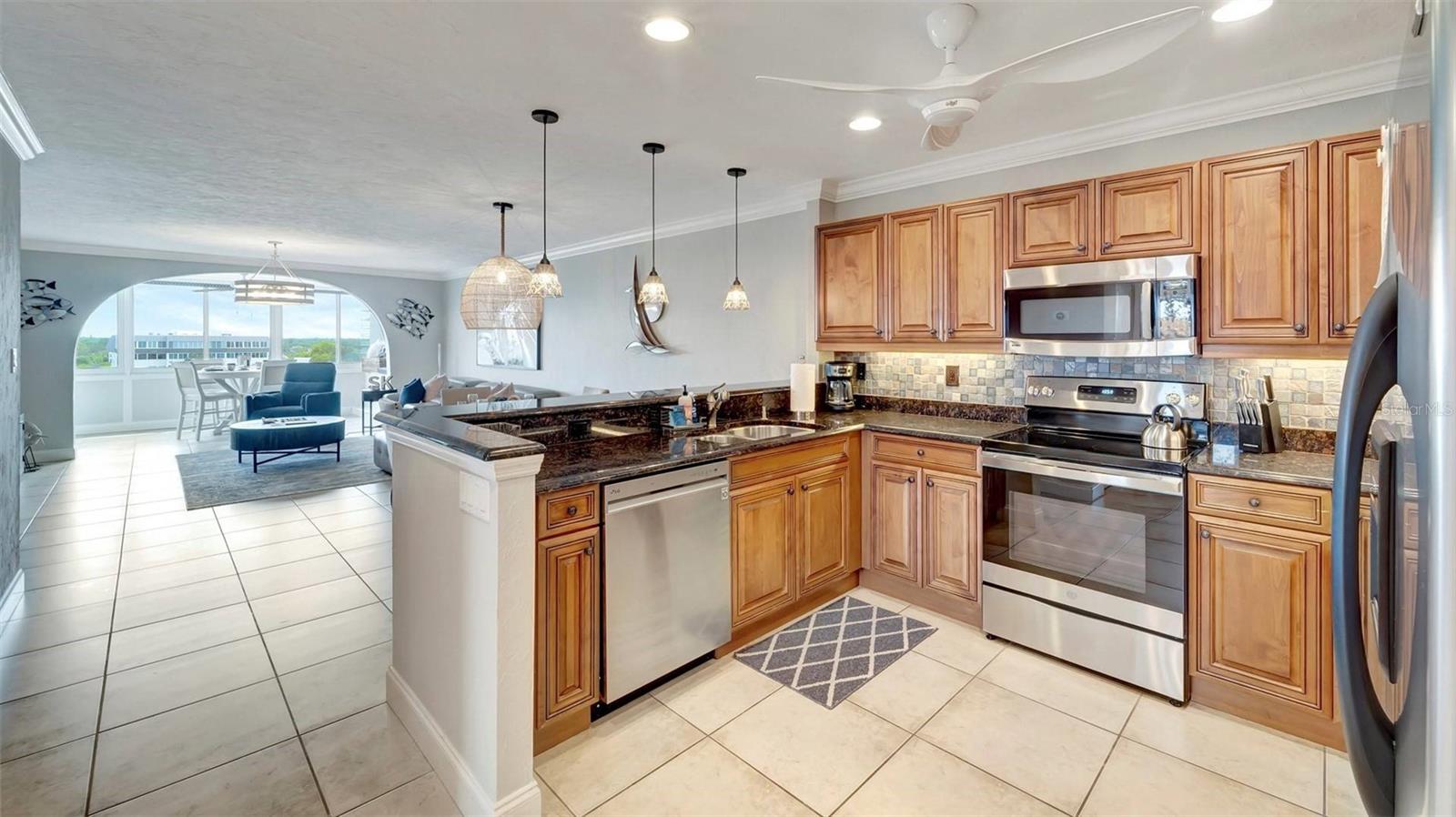 1125 W PEPPERTREE DR #705 — photo 9