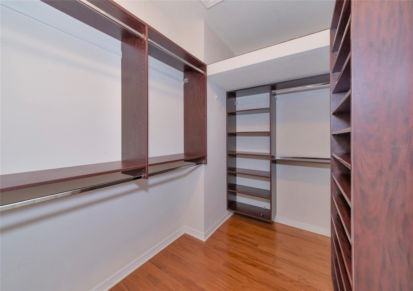 5519 NAPA DR — photo 13