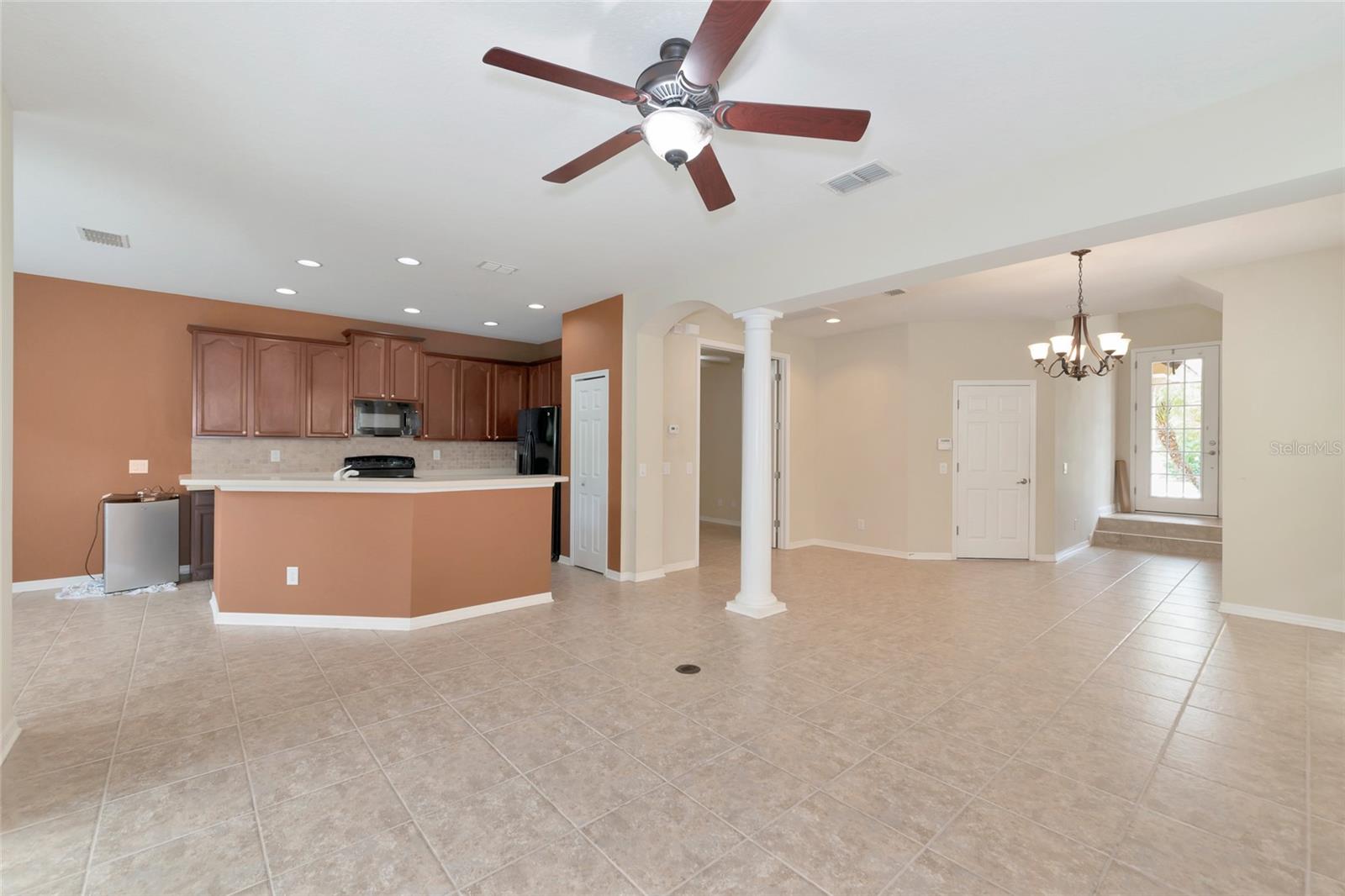 5519 NAPA DR — photo 4
