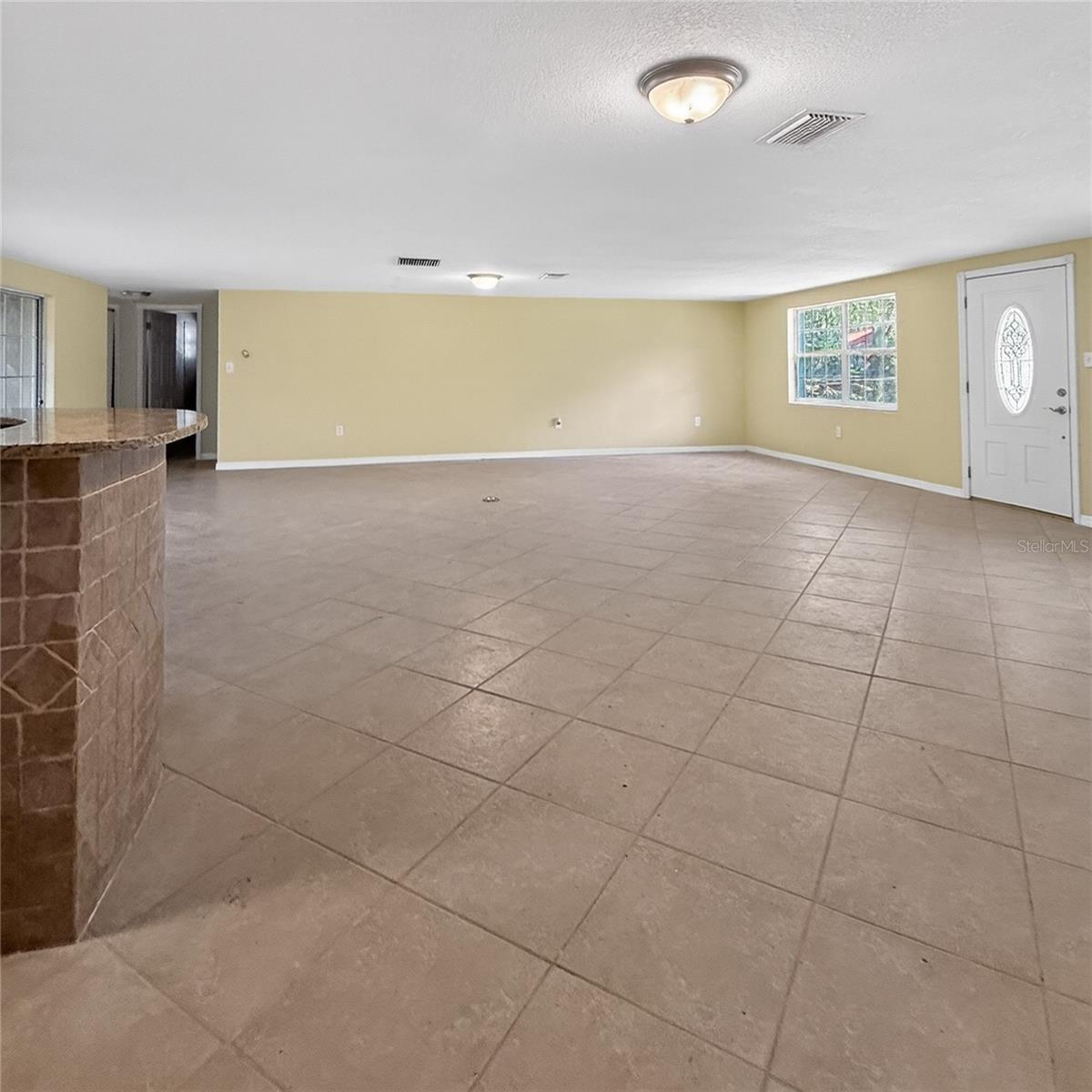 17220 ESTES RD — photo 6