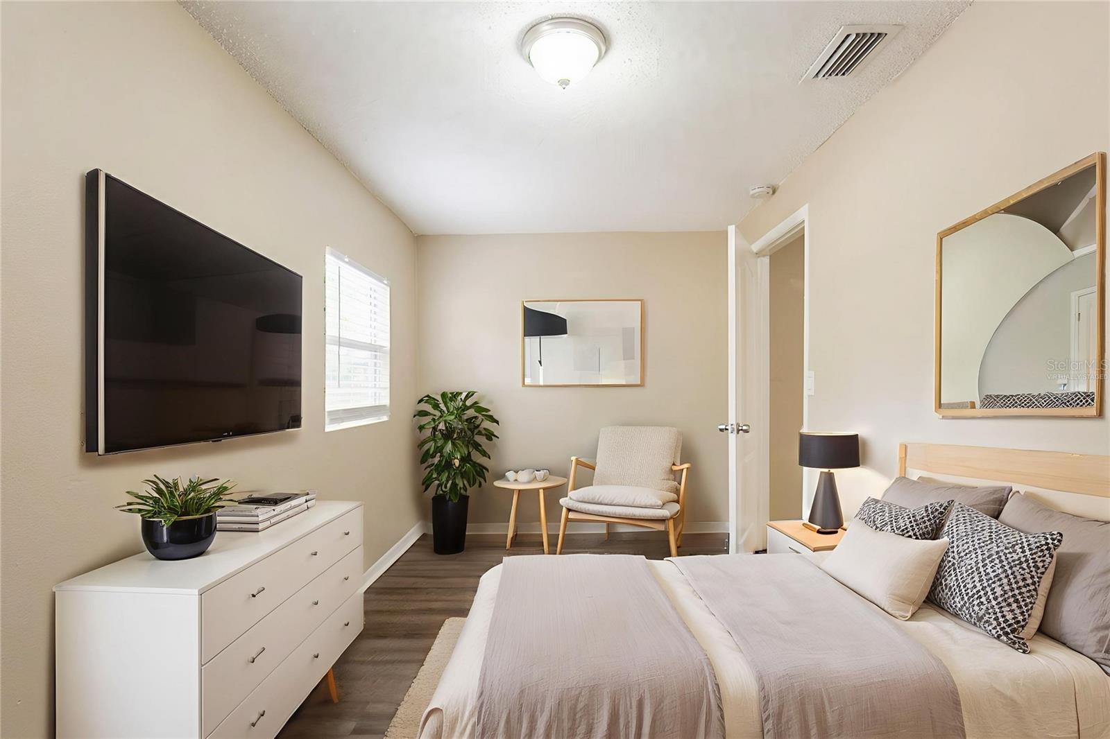 2115 E ELLICOTT ST — photo 4