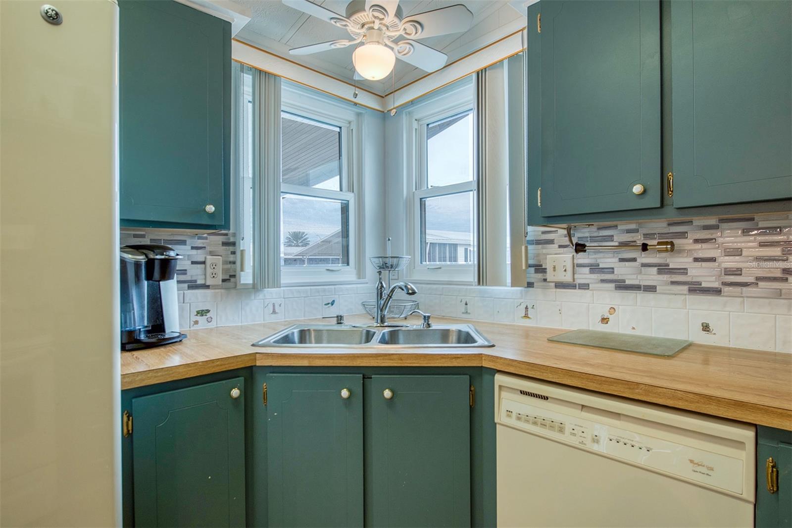 83 PELICAN DR N — photo 10