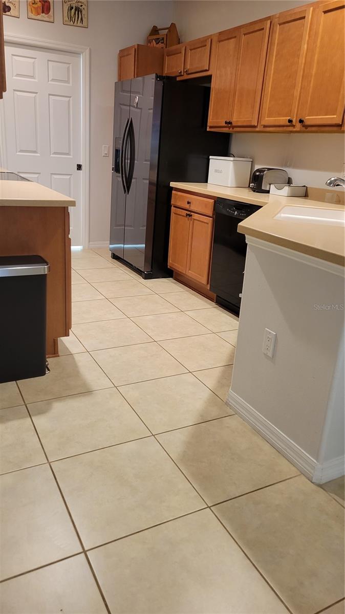 3740 82ND AVENUE CIR E #102 — photo 8