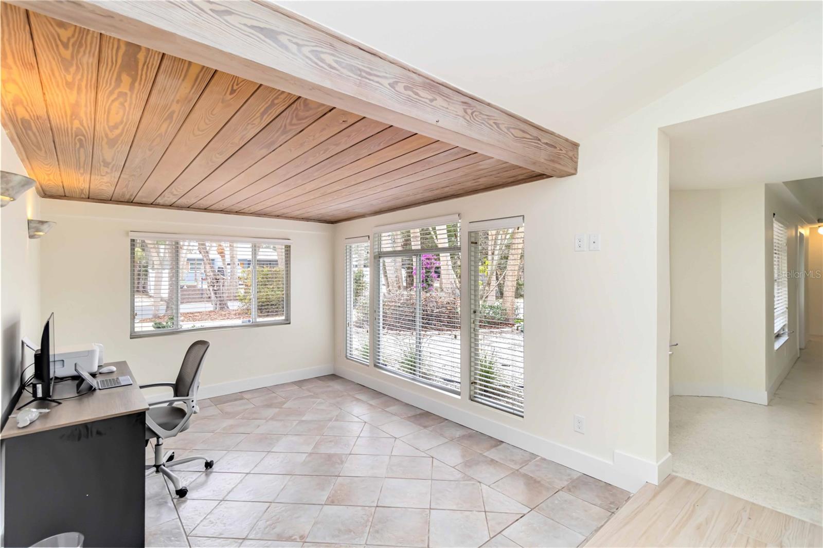 5107 SAINT ALBANS AVE — photo 12