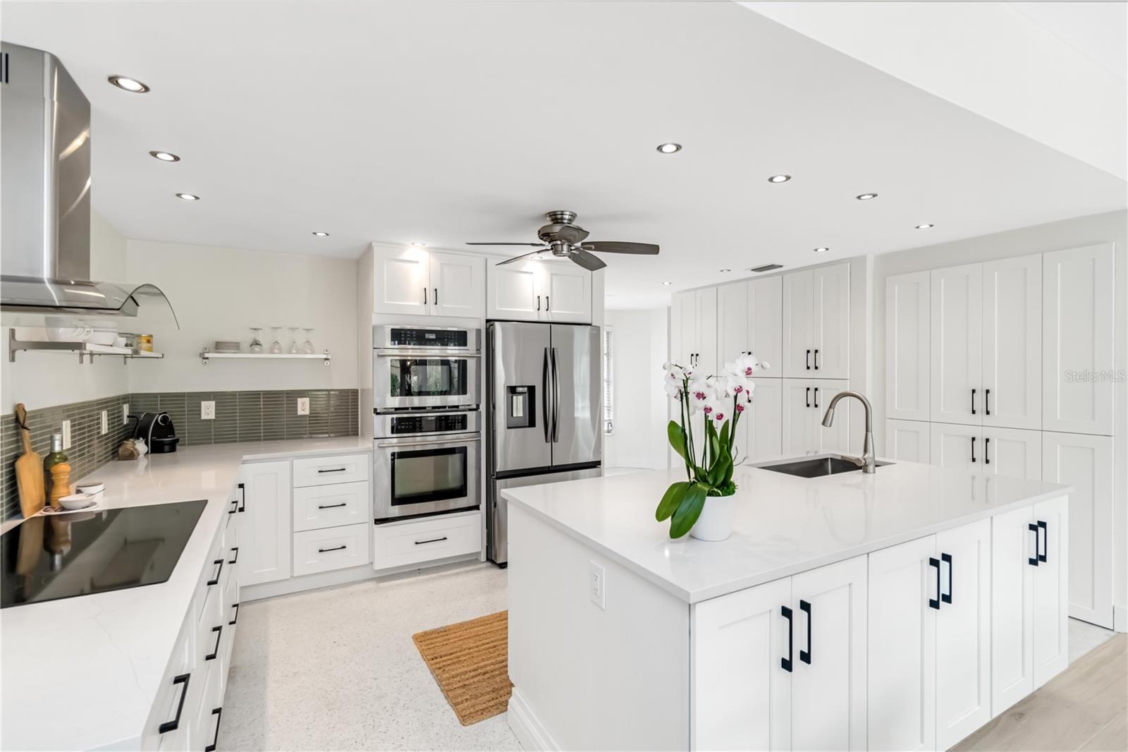 5107 SAINT ALBANS AVE — photo 15