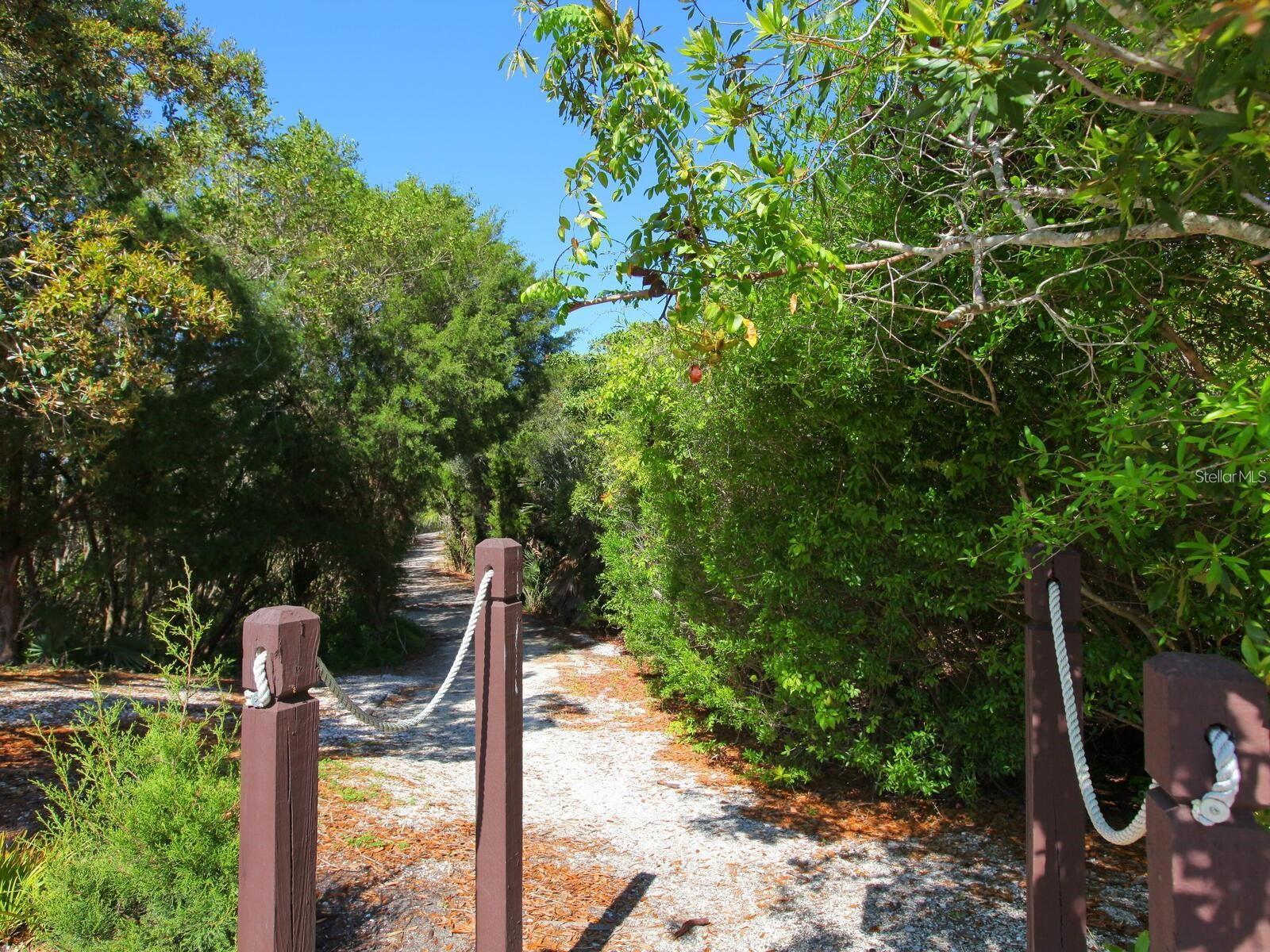 1678 STARLING DR #102 — photo 54