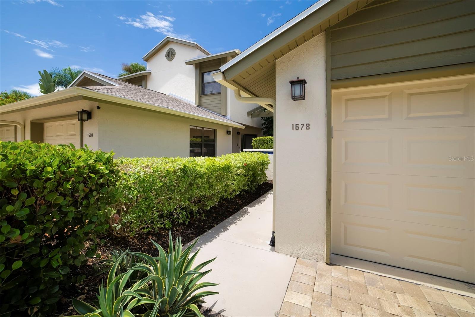 1678 STARLING DR #102 — photo 3