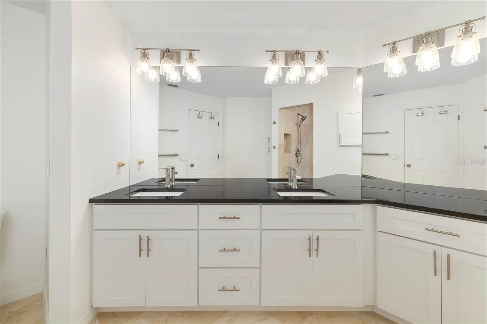 1678 STARLING DR #102 — photo 20