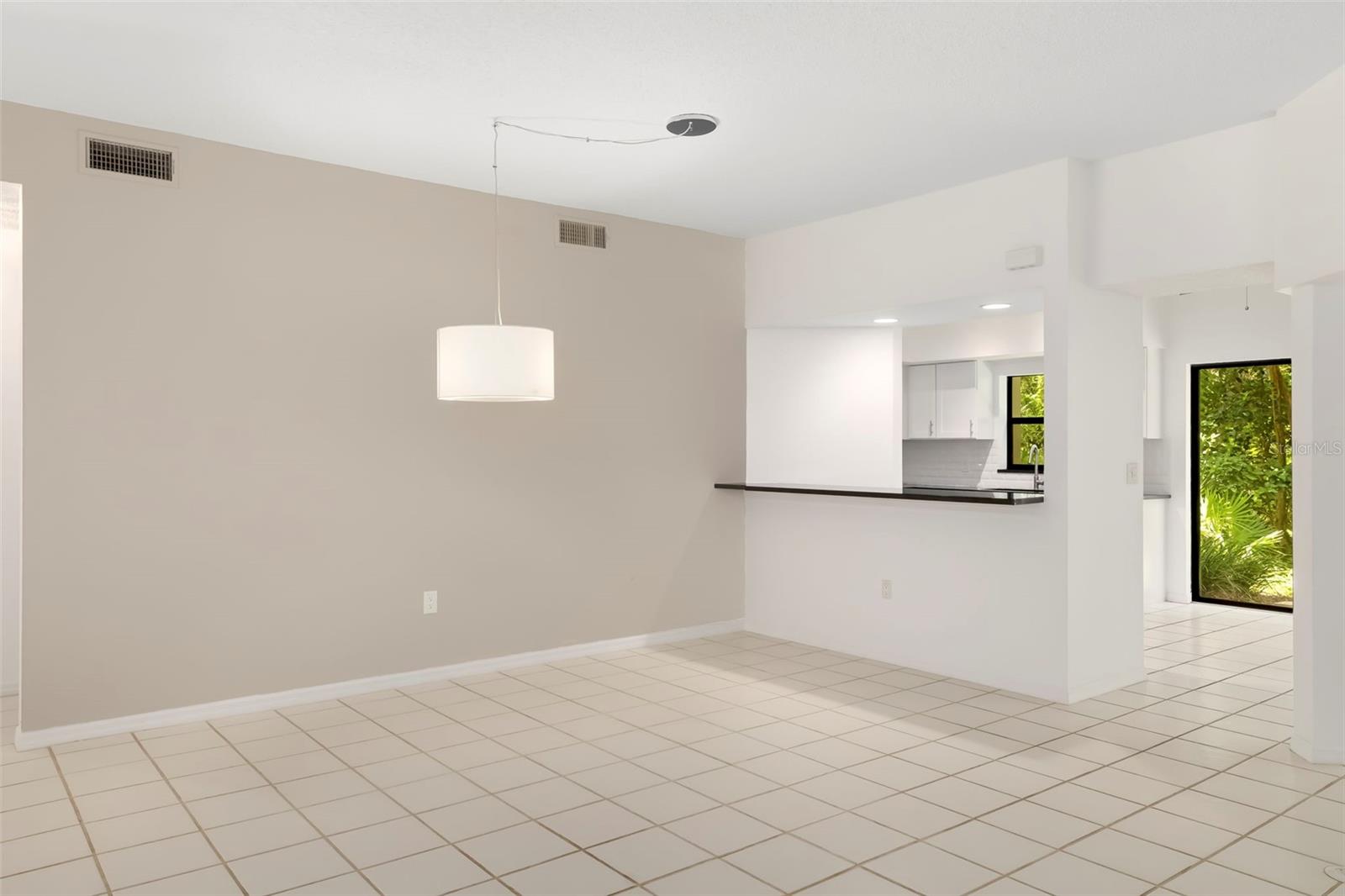 1678 STARLING DR #102 — photo 10