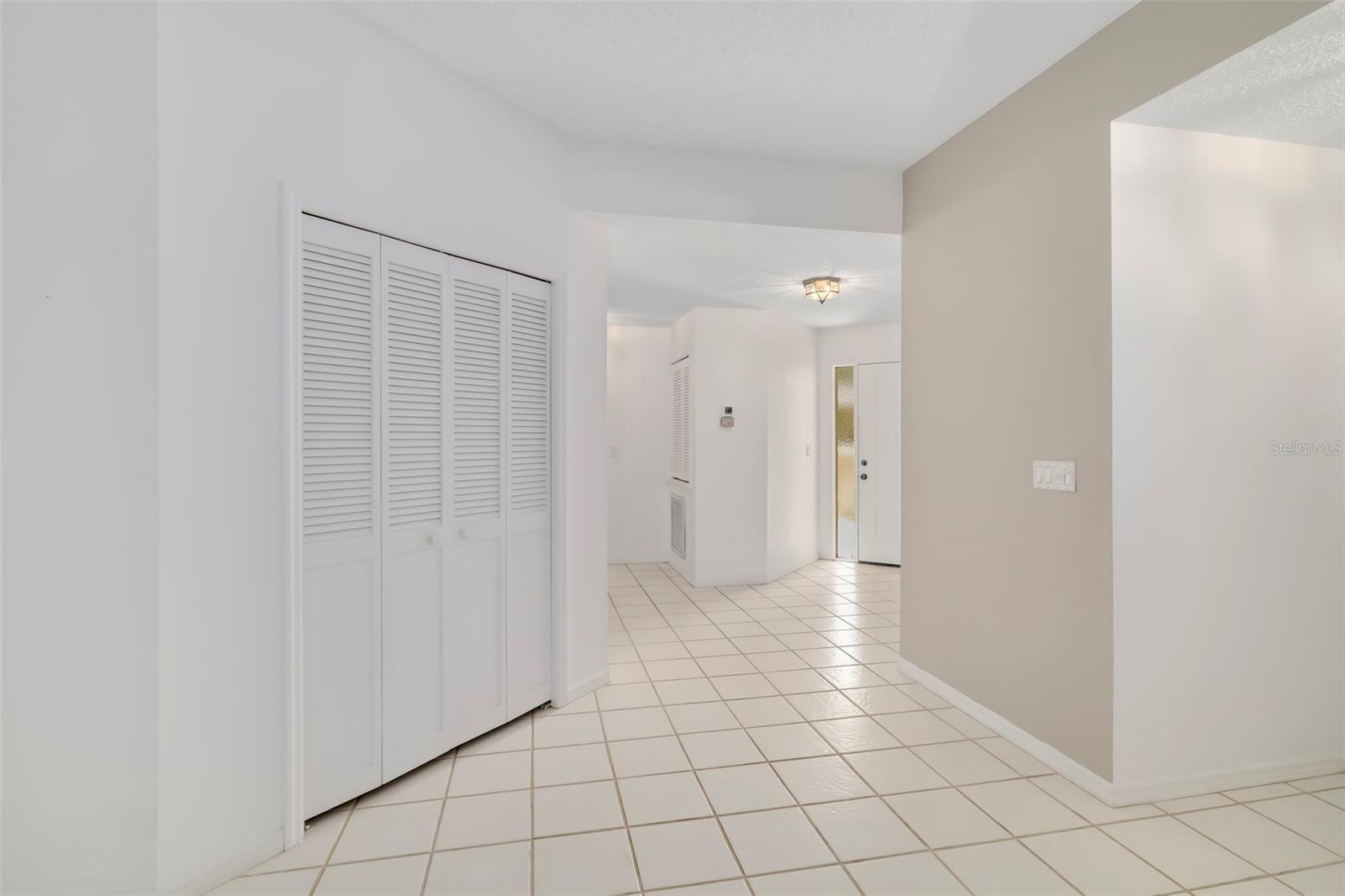 1678 STARLING DR #102 — photo 6