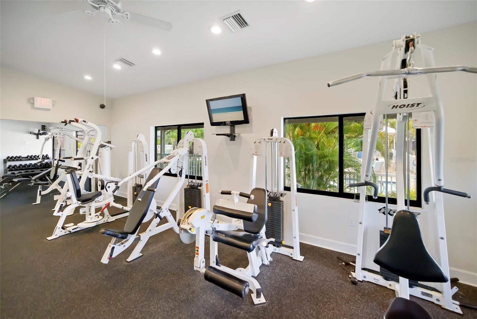 1678 STARLING DR #102 — photo 48