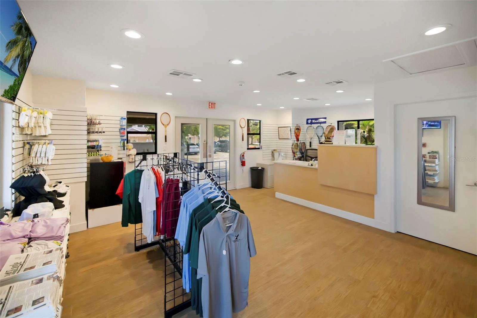 1678 STARLING DR #102 — photo 50