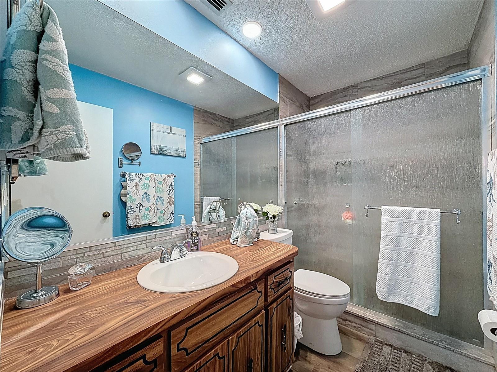 9961 EAGLES POINT CIR #4 — photo 19