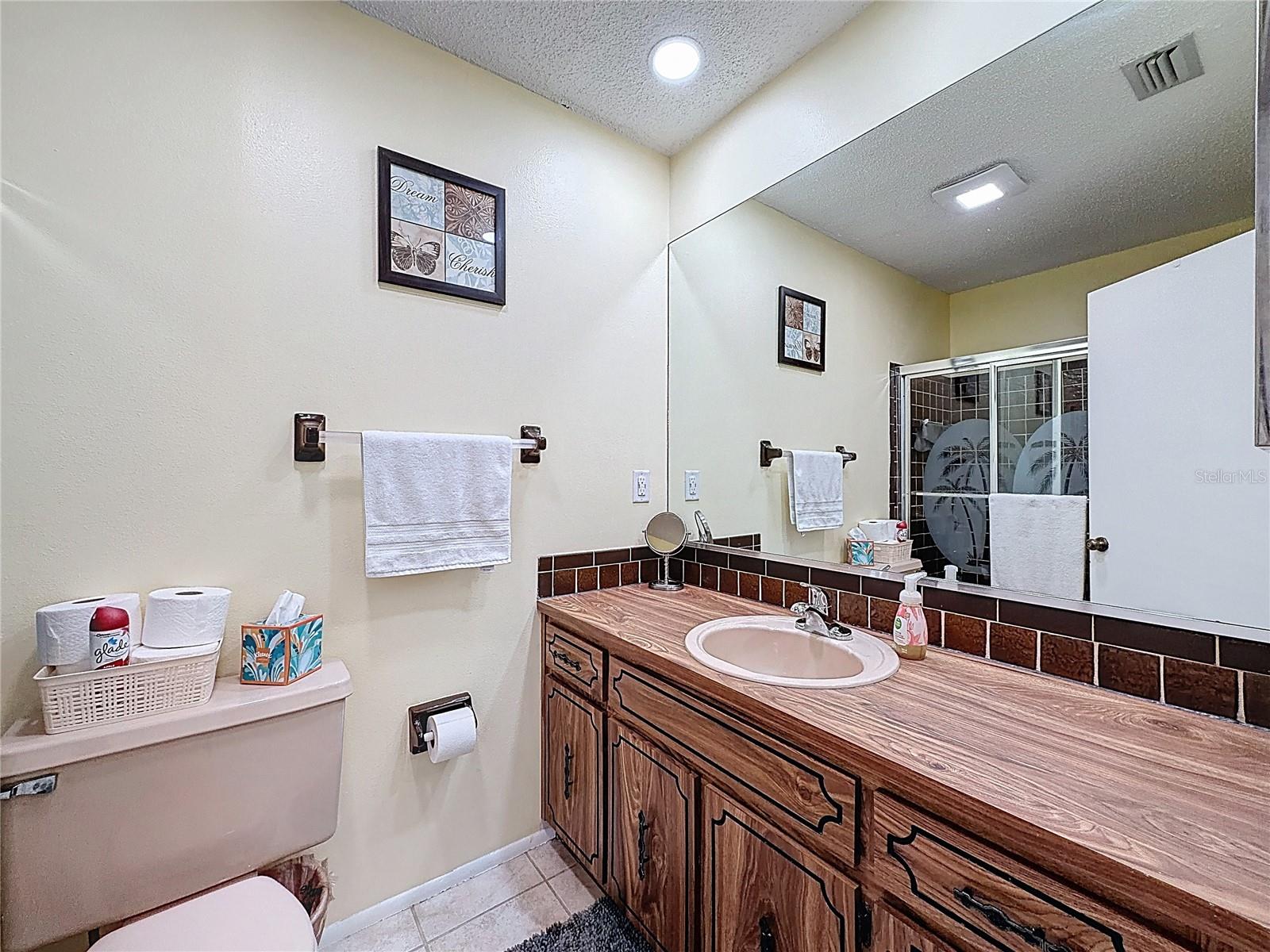 9961 EAGLES POINT CIR #4 — photo 24