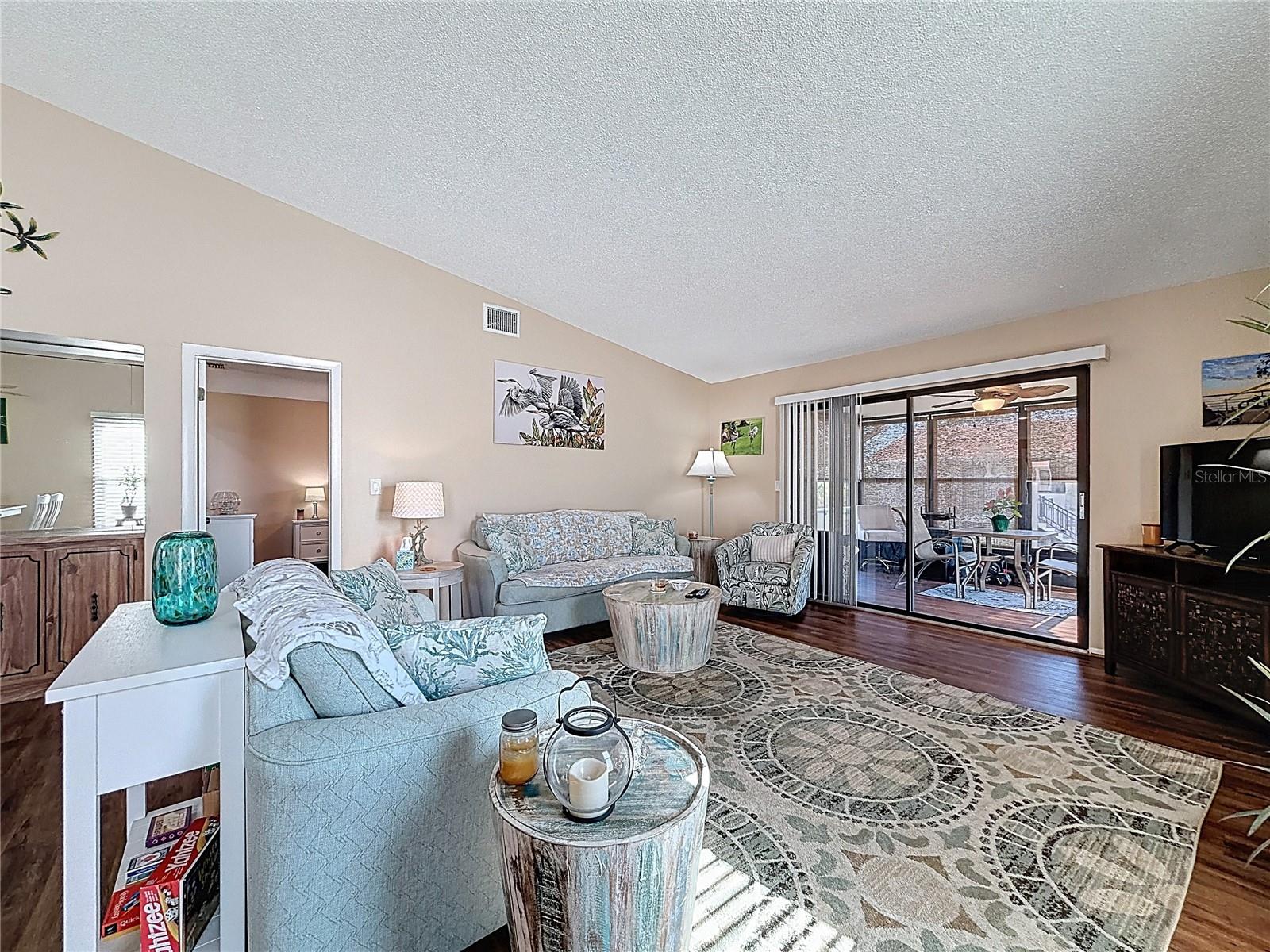 9961 EAGLES POINT CIR #4 — photo 11