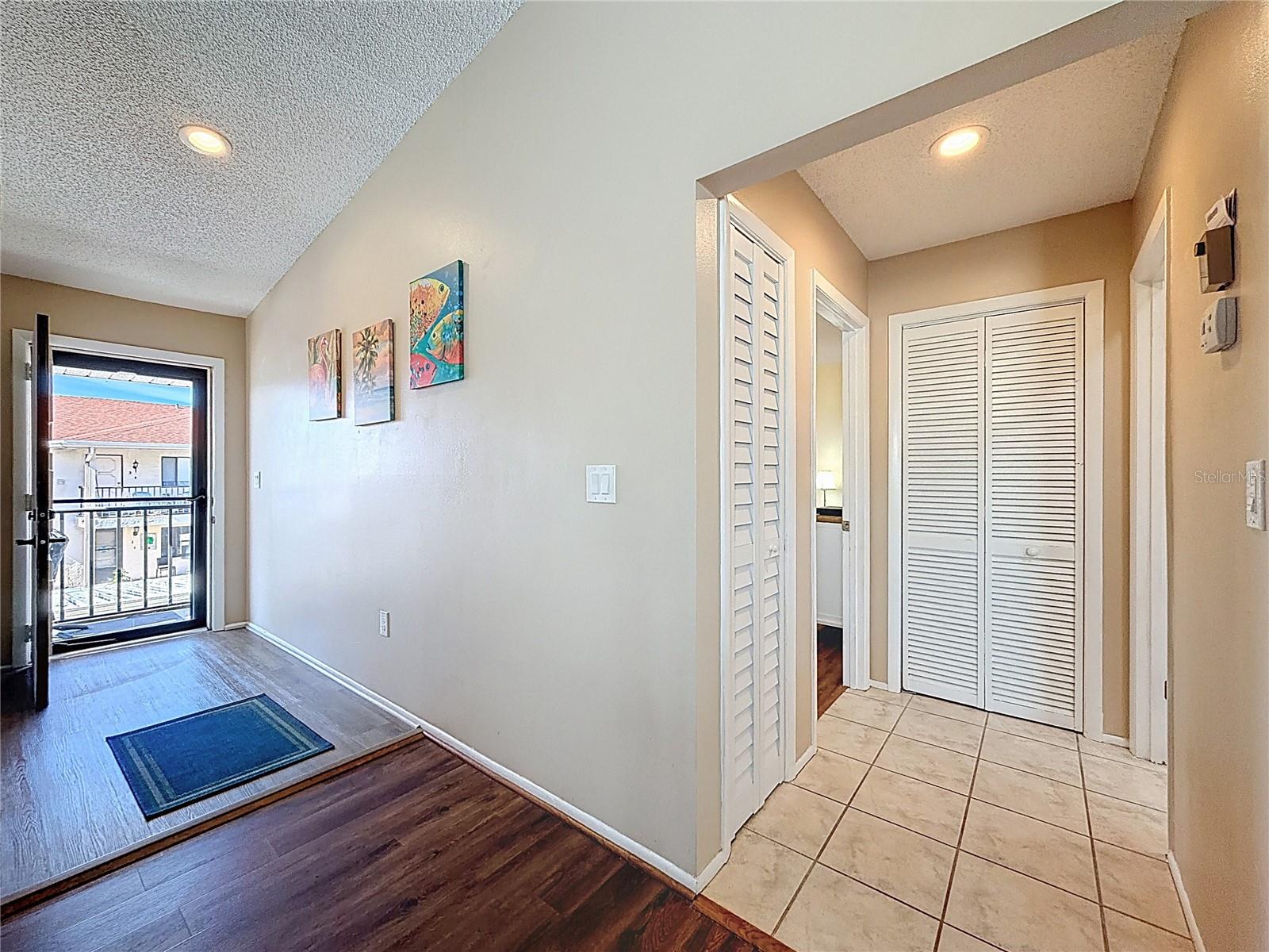 9961 EAGLES POINT CIR #4 — photo 5