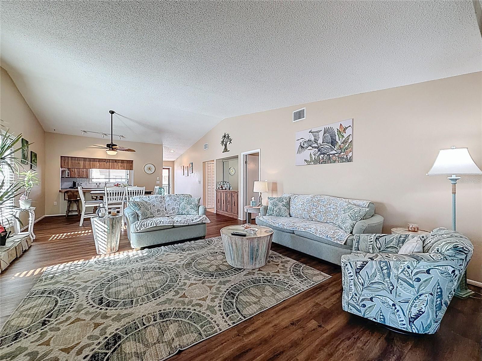 9961 EAGLES POINT CIR #4 — photo 13