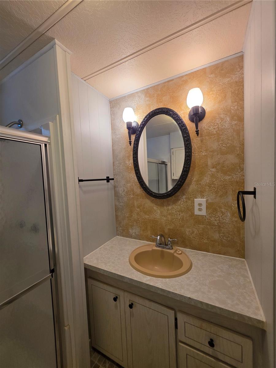 4603 NEWCOMB AVE — photo 14