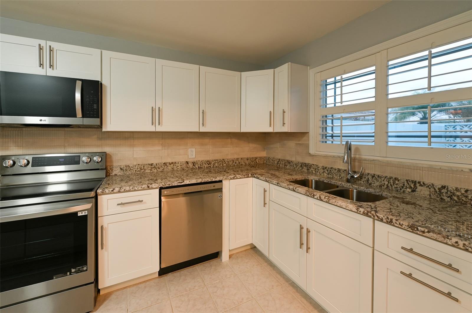 350 BOCA CIEGA POINT BLVD — photo 10