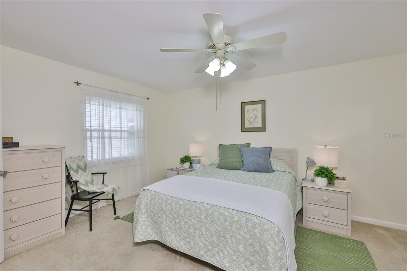 1520 DANBURY DR — photo 19