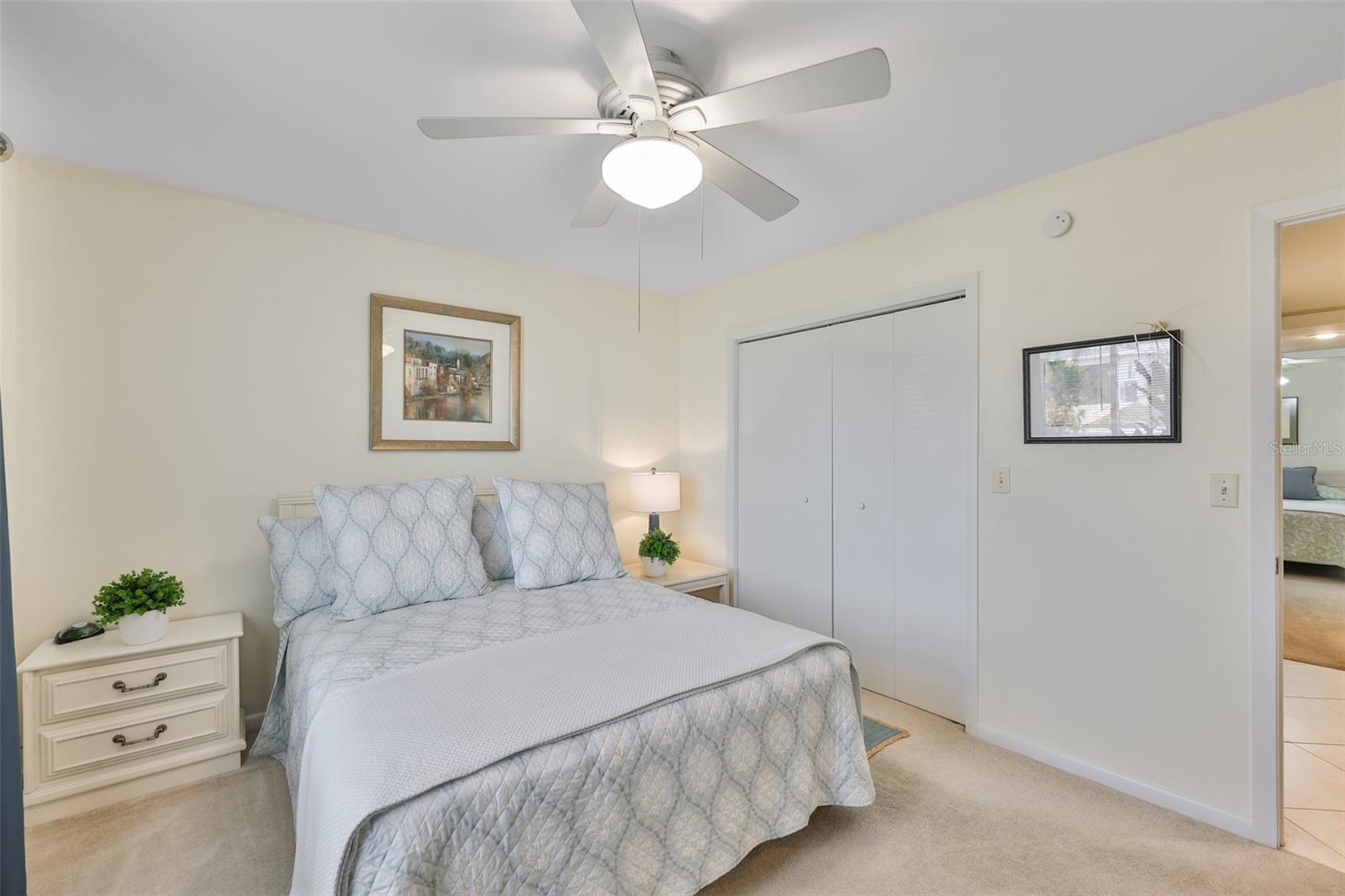 1520 DANBURY DR — photo 24