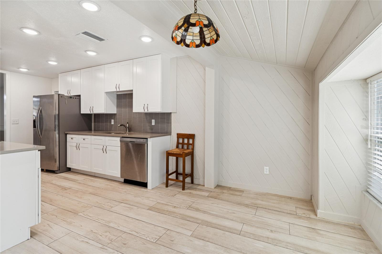 9628 DAVIS RD — photo 12