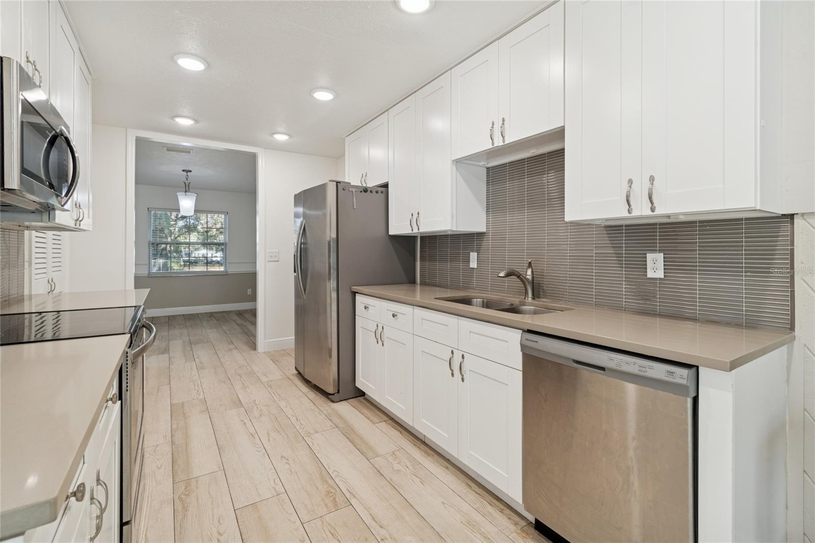 9628 DAVIS RD — photo 10