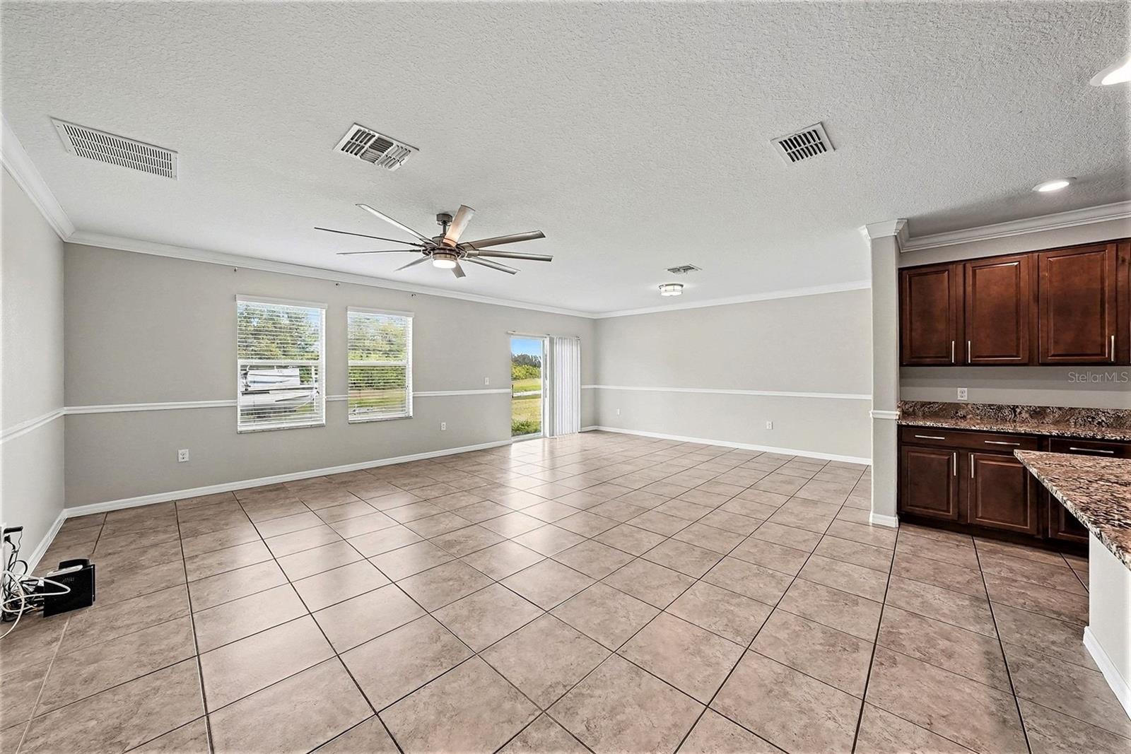 10657 STANDING STONE DR — photo 8