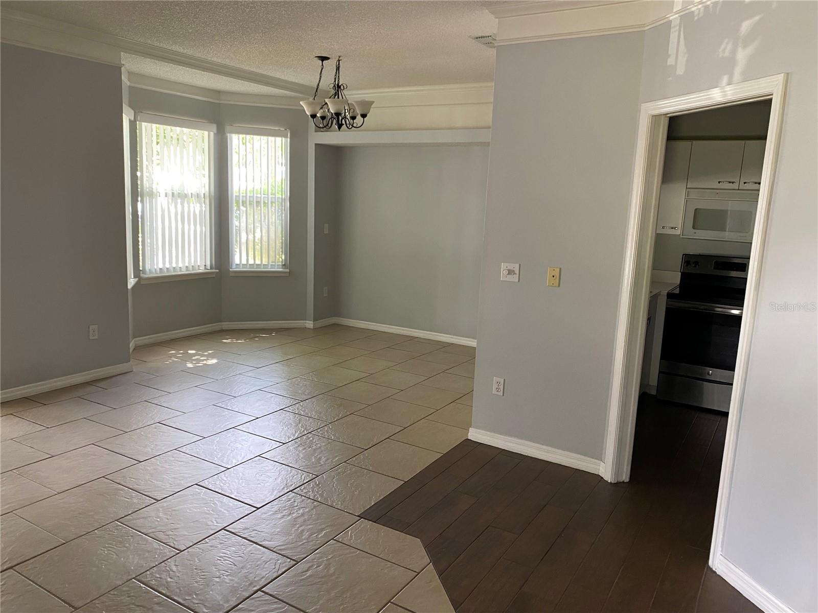 62 EMERALD BAY DR — photo 5