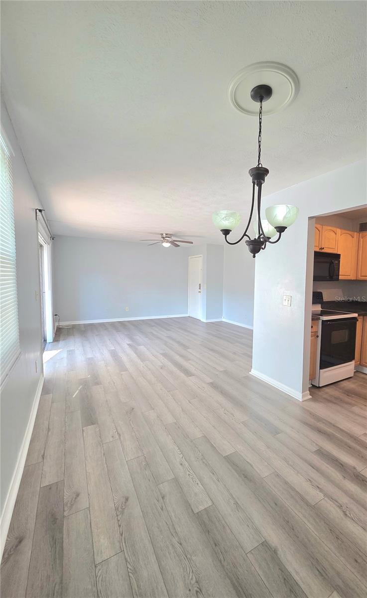 13690 ORANGE SUNSET DR #102 — photo 5