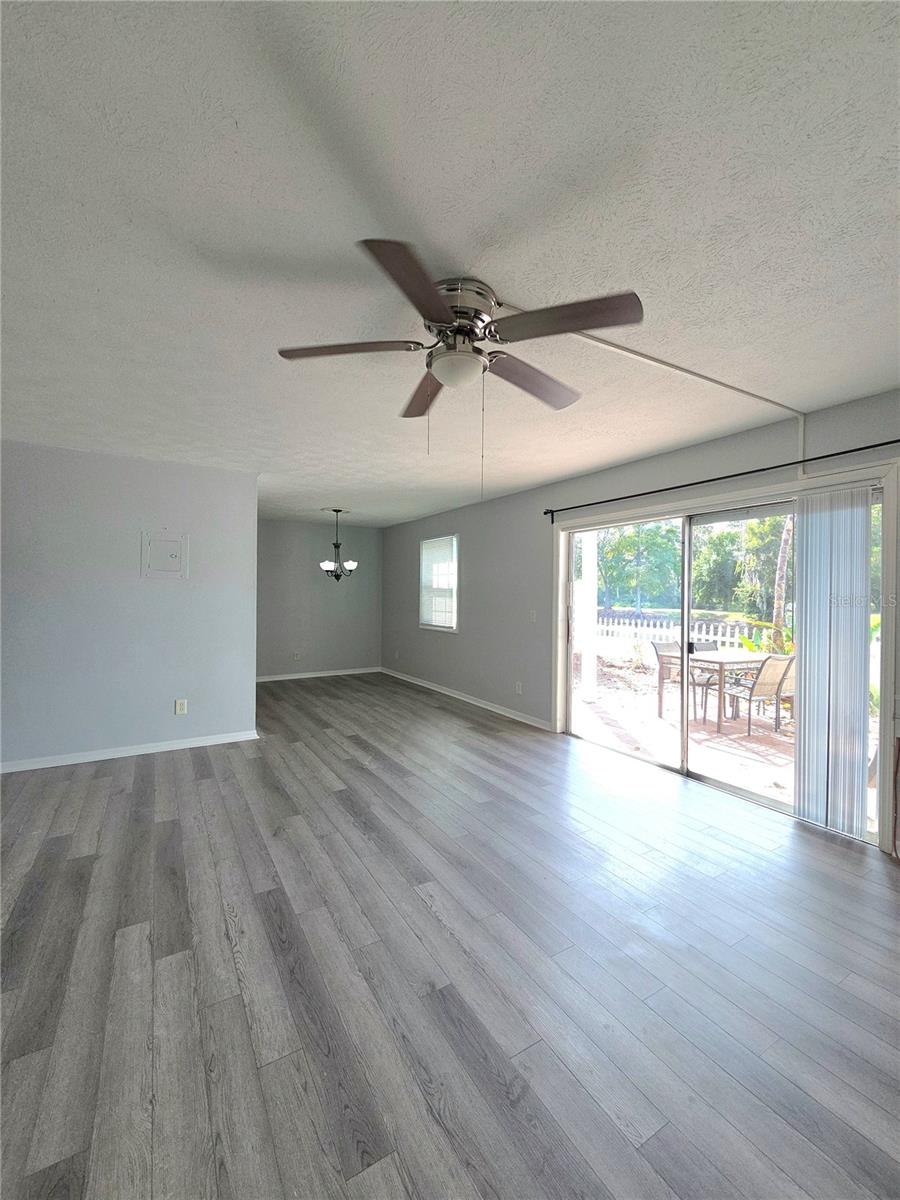 13690 ORANGE SUNSET DR #102 — photo 4