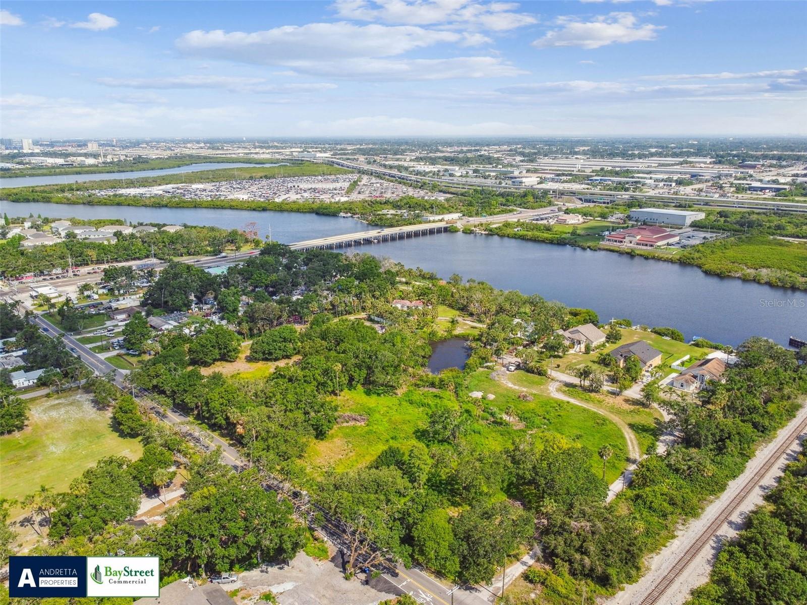 5116 PALM RIVER RD — photo 5