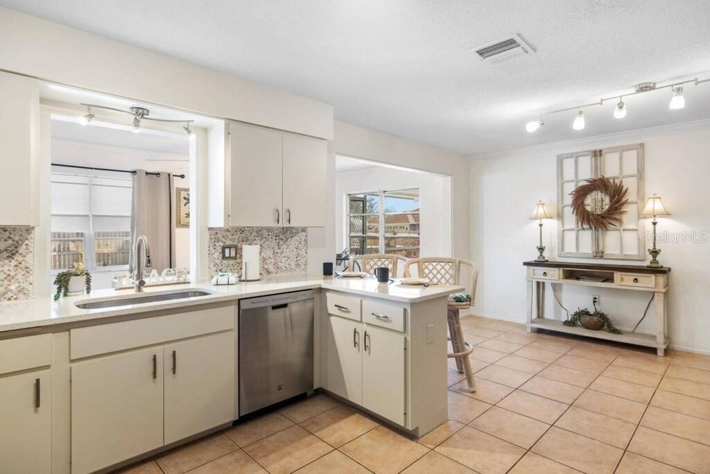 4731 EGRET RD — photo 10