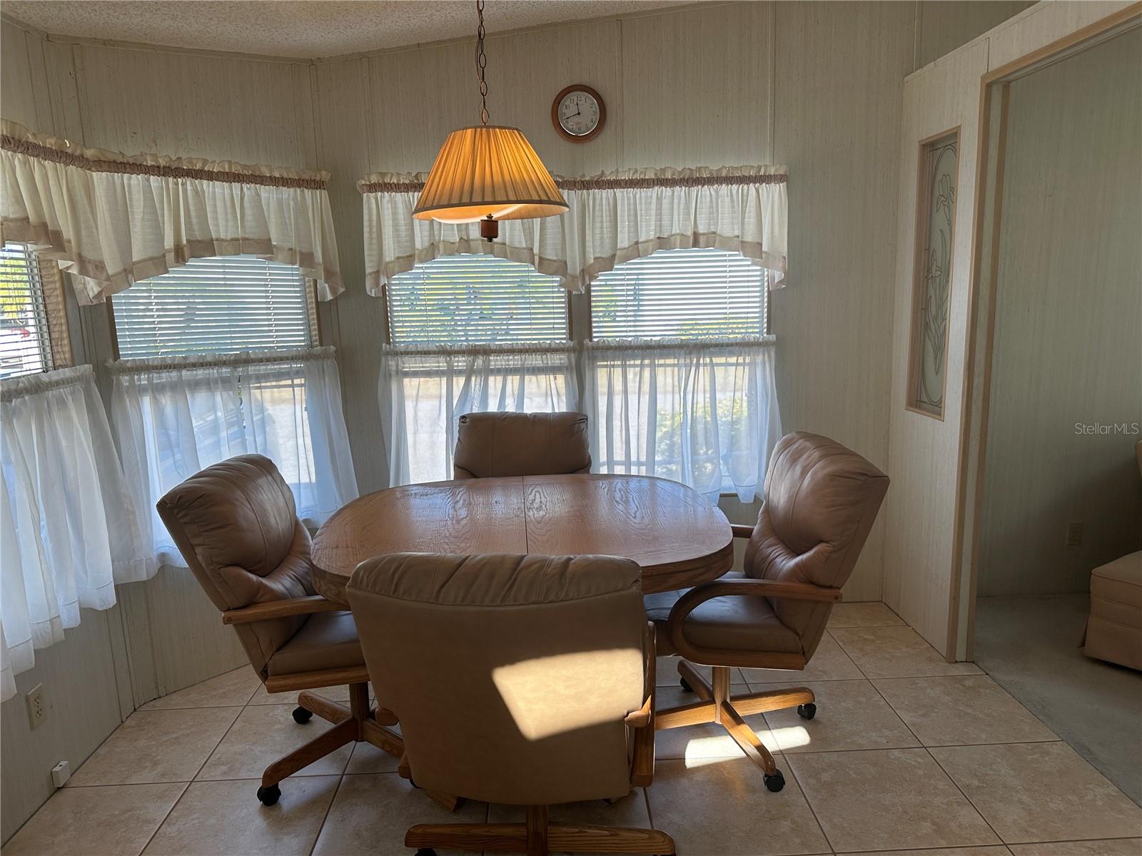 449 LANDSEDGE DR — photo 4