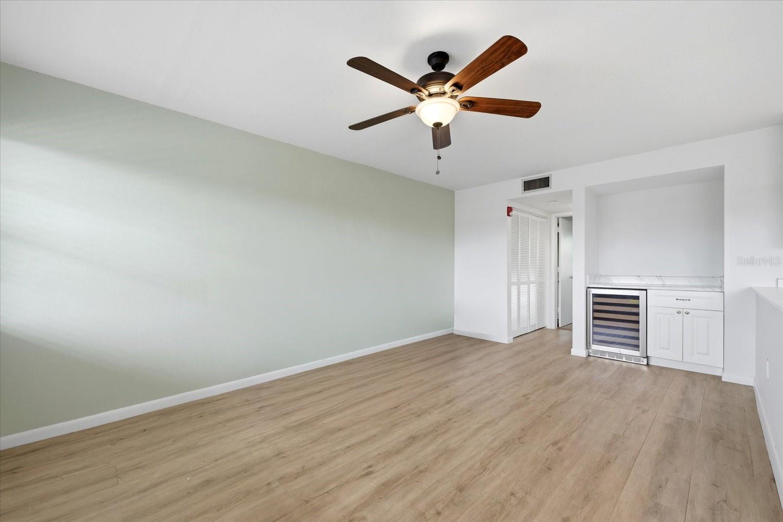 1001 77TH AVE N #307 — photo 4