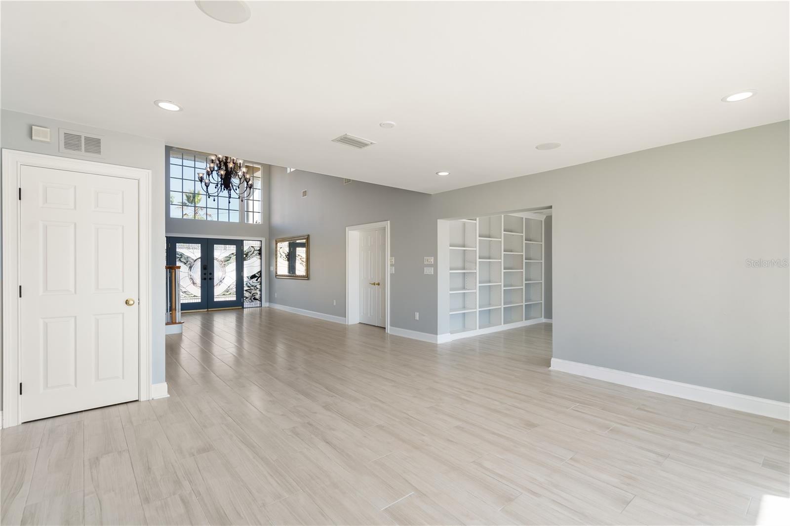 482 HERMOSITA DR — photo 34