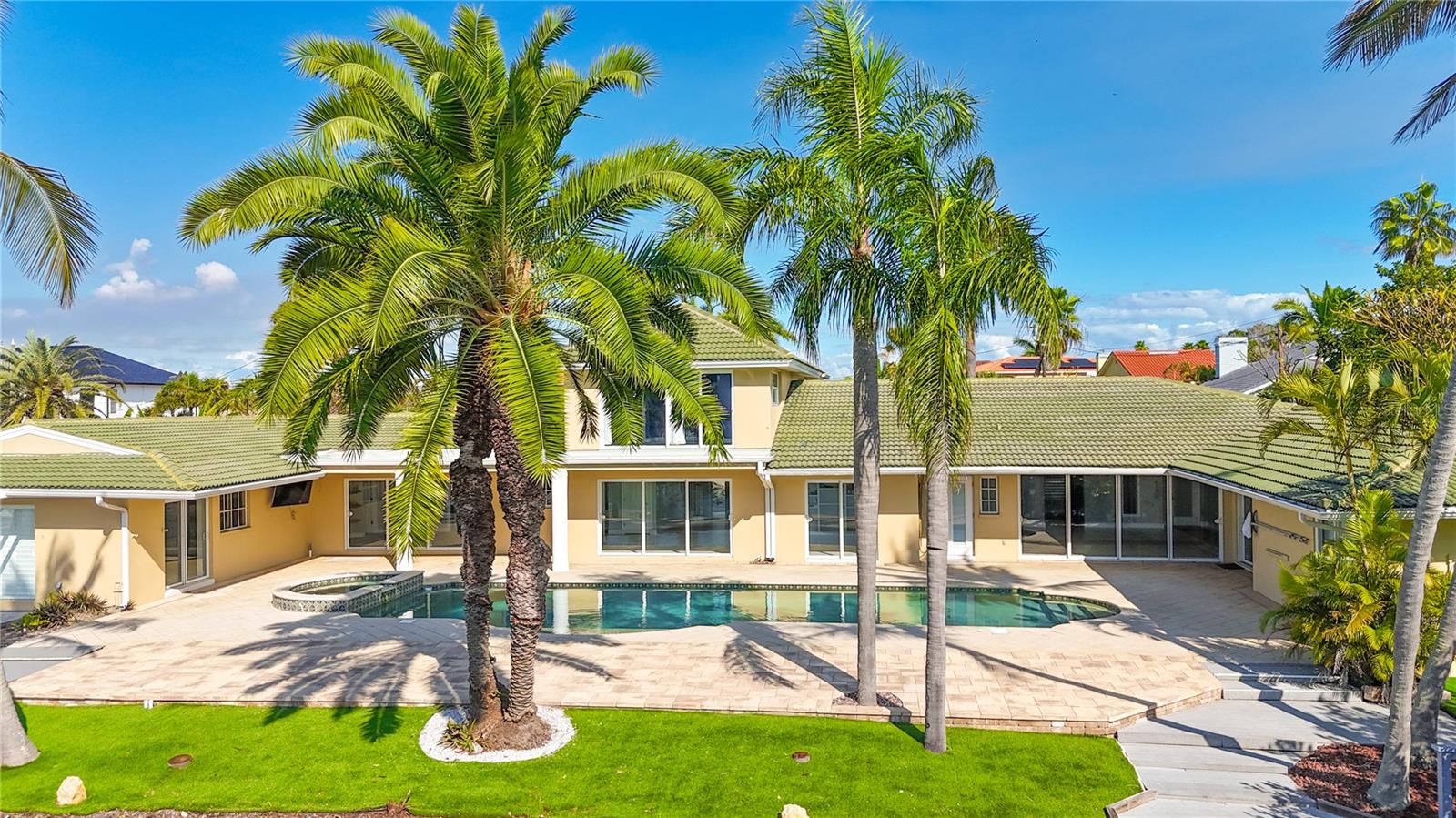 482 HERMOSITA DR — photo 4