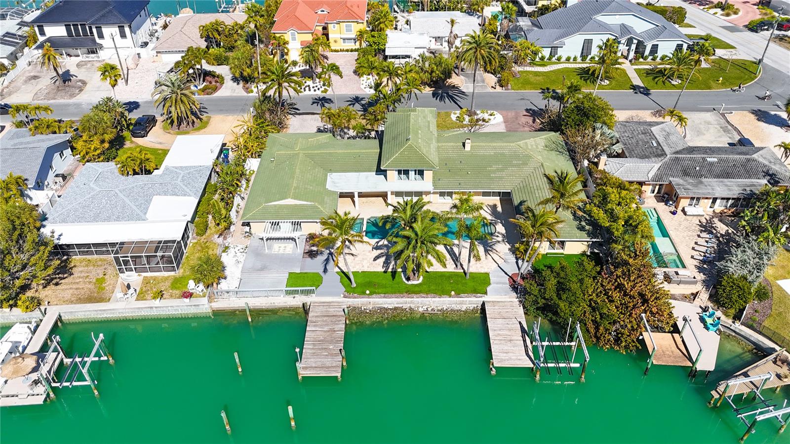 482 HERMOSITA DR — photo 84