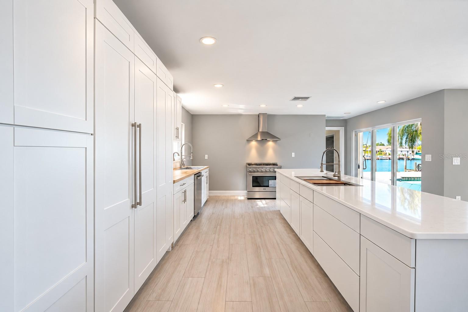 482 HERMOSITA DR — photo 20