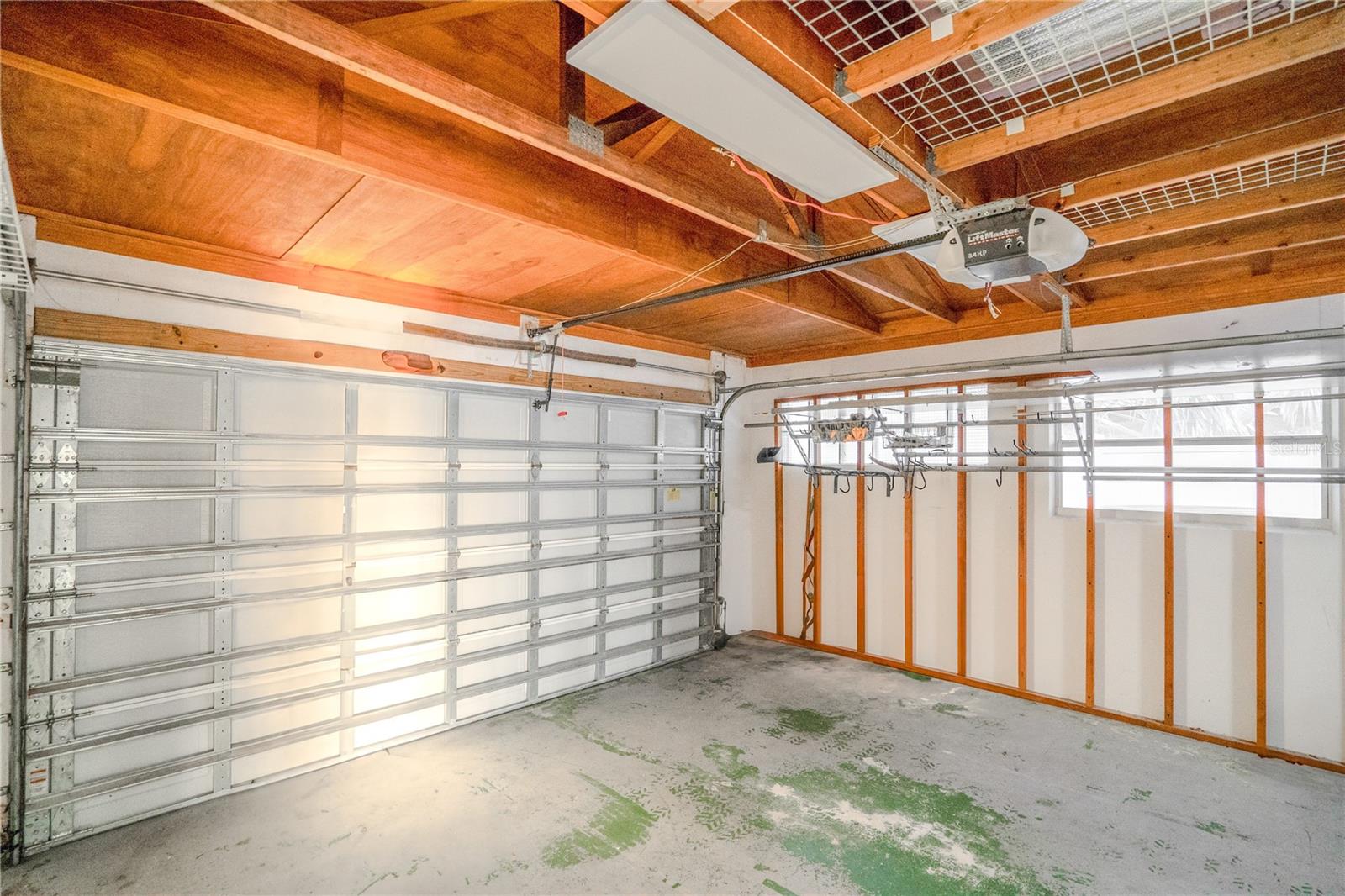 482 HERMOSITA DR — photo 70
