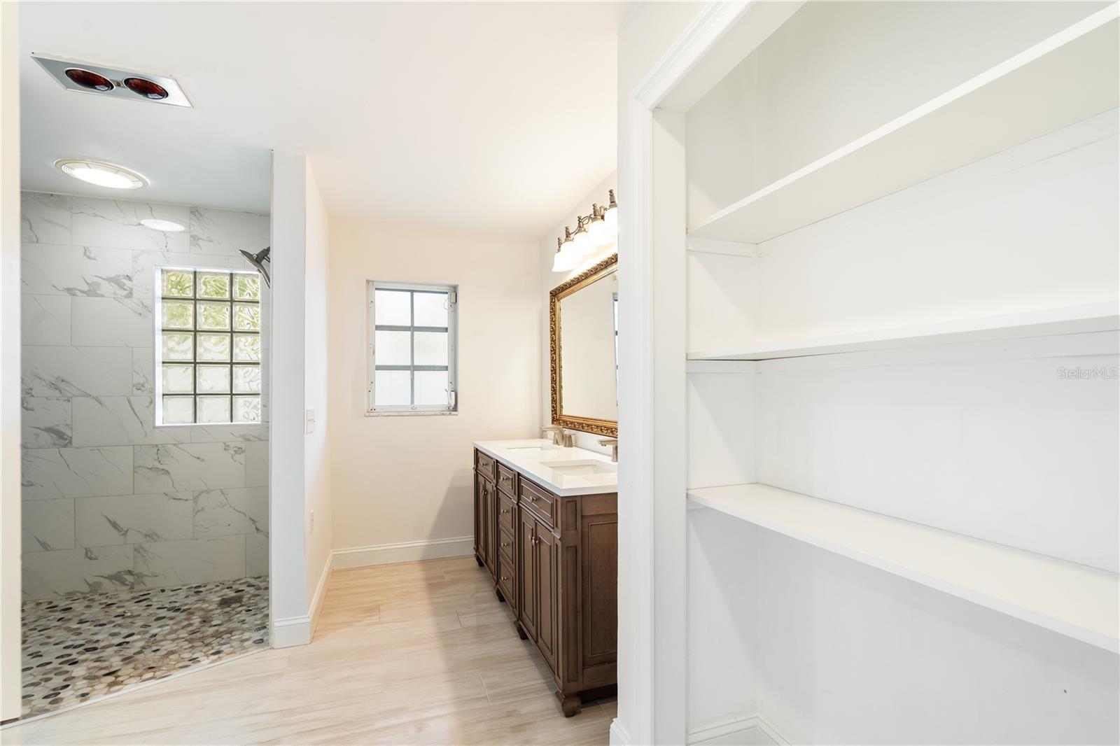 482 HERMOSITA DR — photo 42