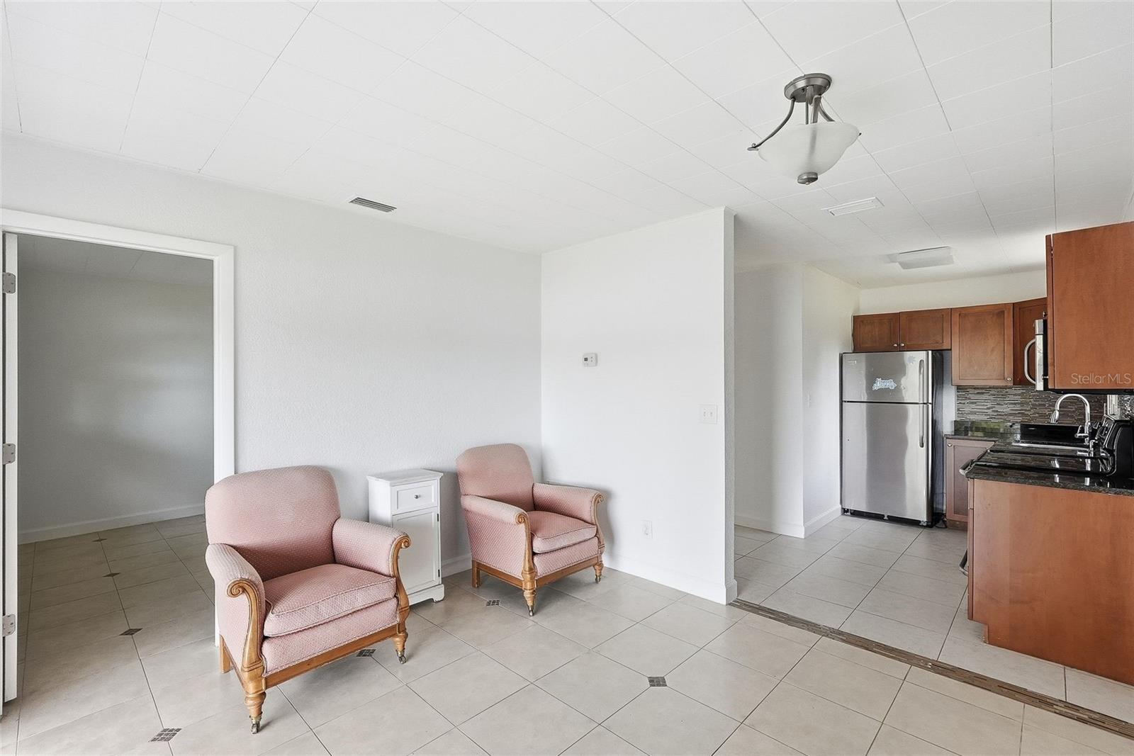 2814 W HUMPHREY ST — photo 53